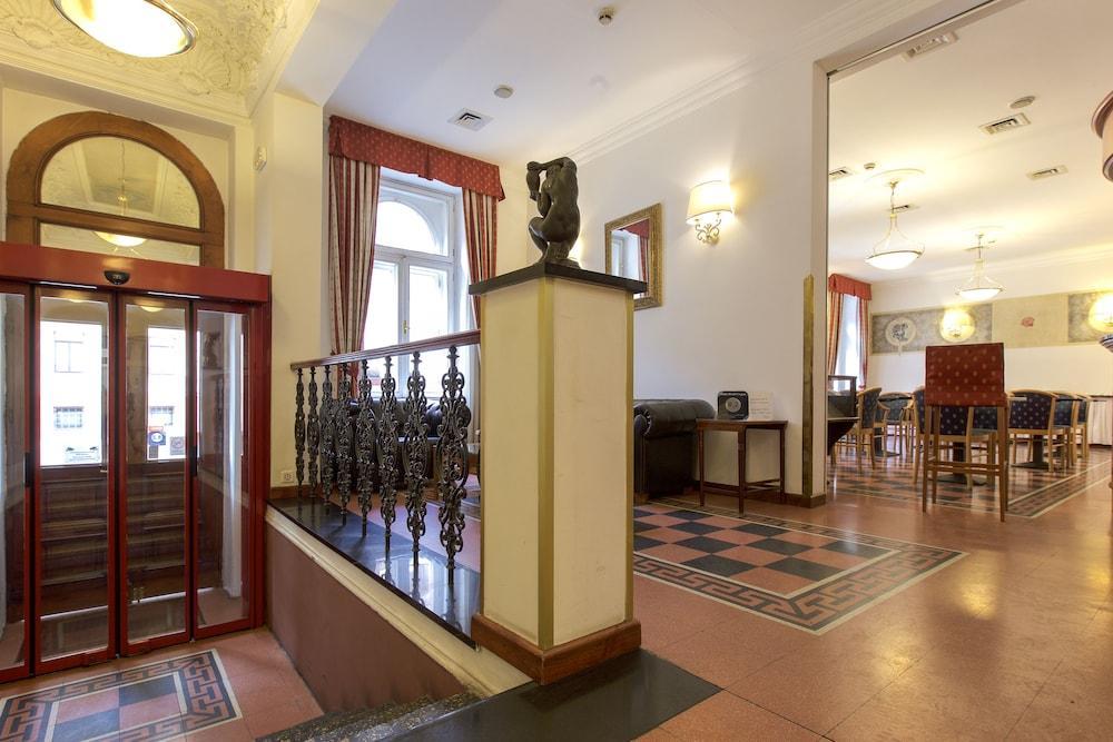 Hotel Tivoli Praga Exterior foto